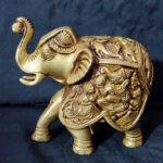 Brass Elephant Trunk Up 4.5 Inch